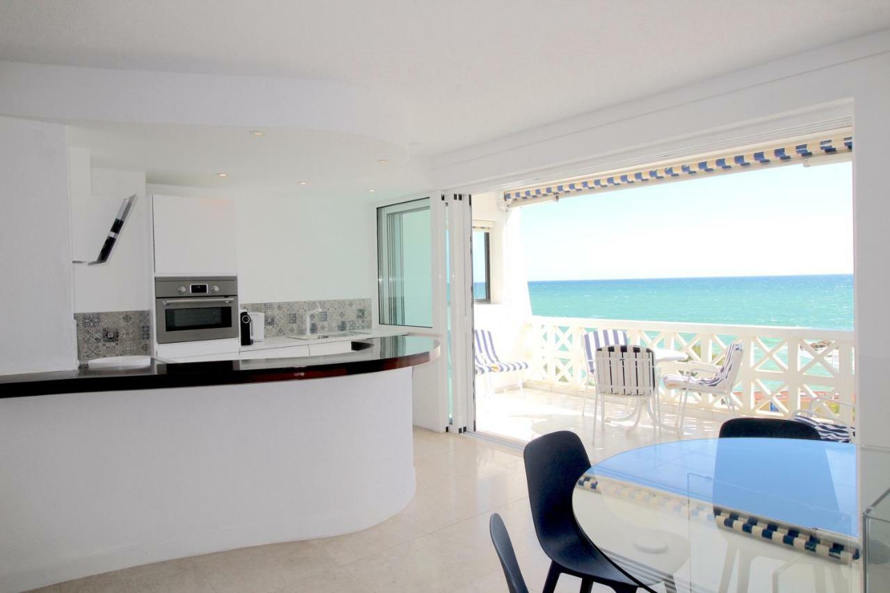 Magnifique Appartement Sur La Plage ... Албуфейра Экстерьер фото